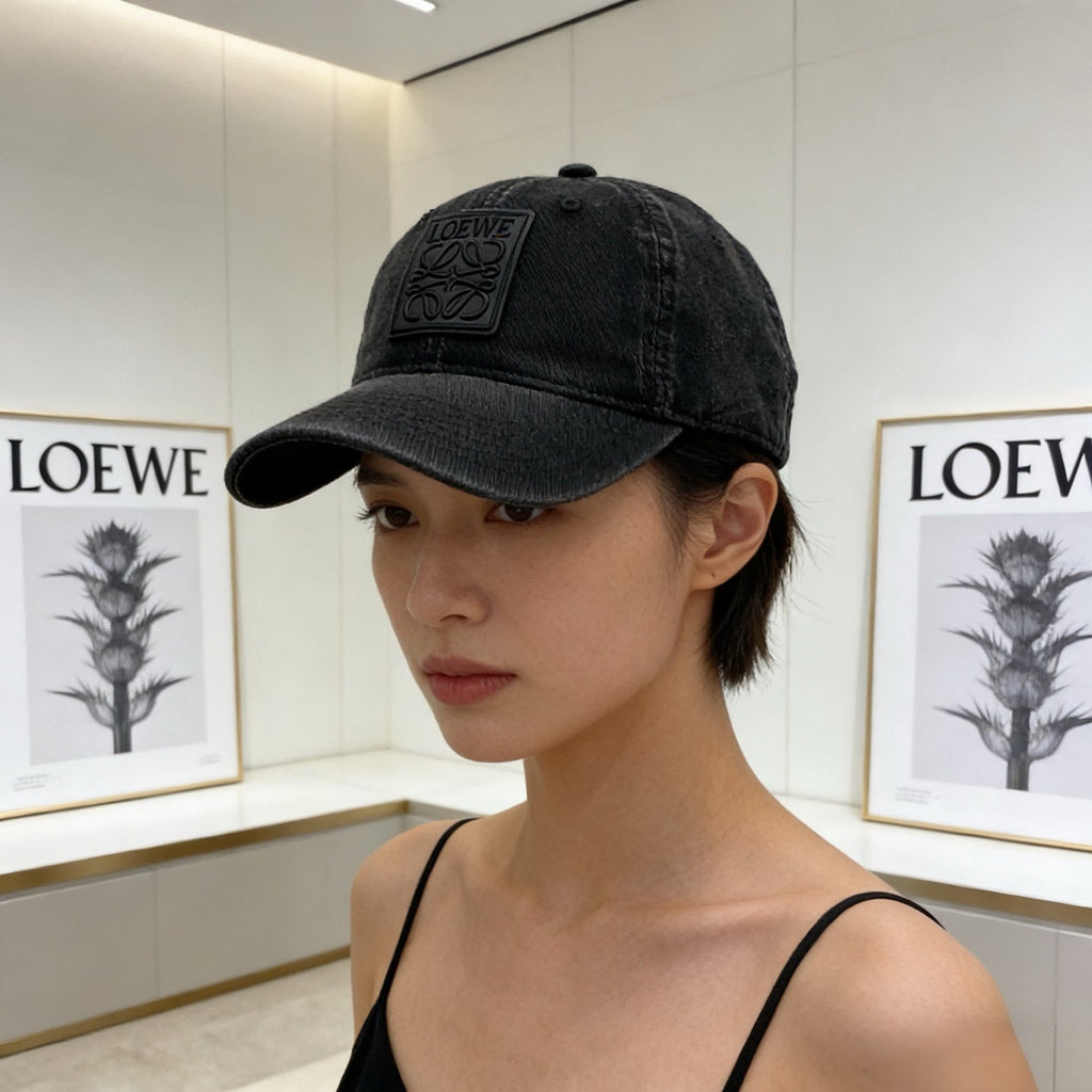 LOEWE baseball cap