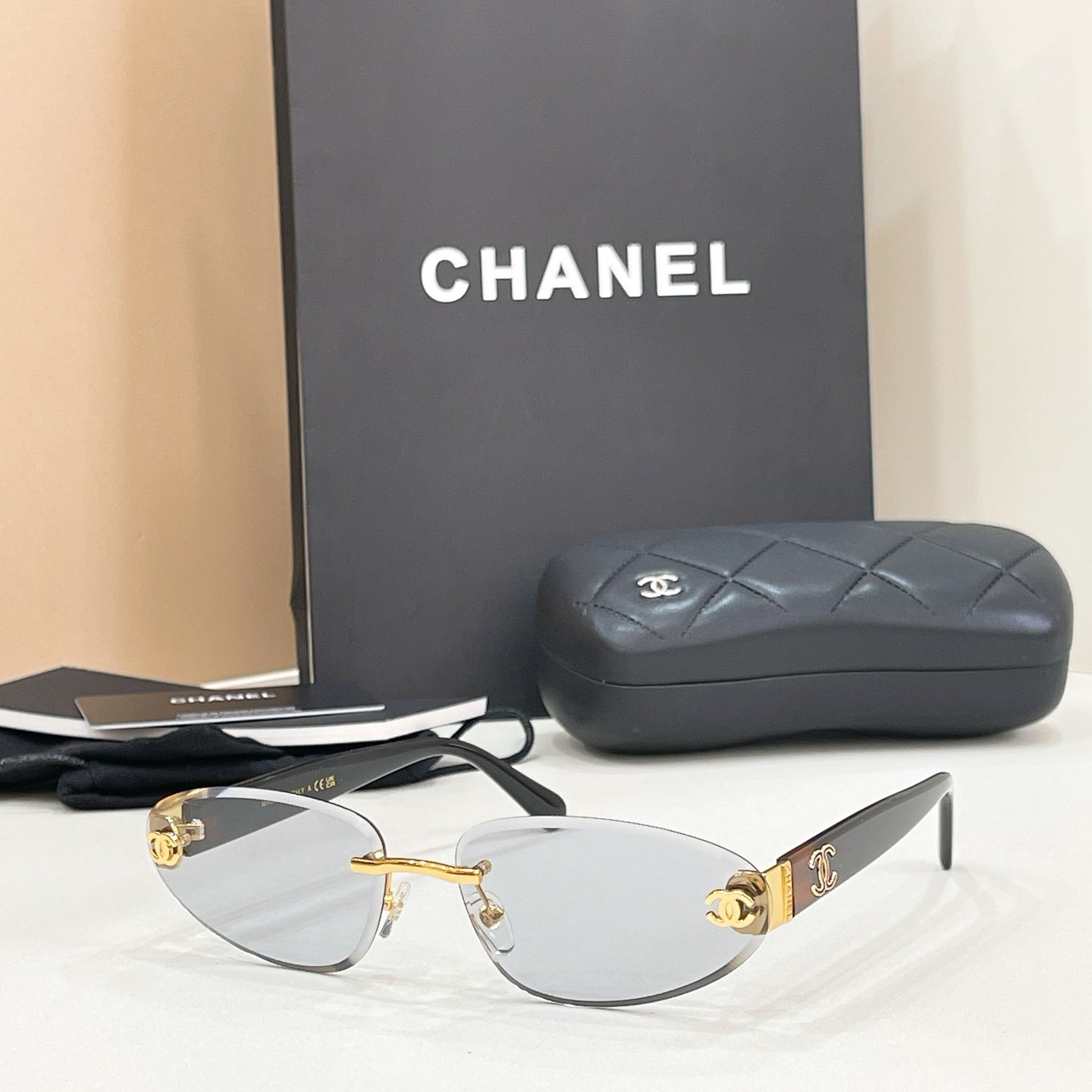 Chanel Sunglasses-CH1910Q