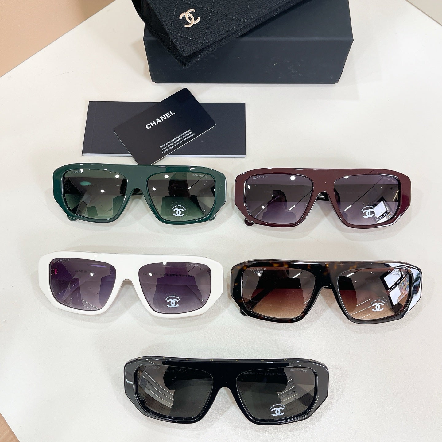 CHANEL Sunglasses 5556
