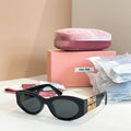 MIU MIU Sunglasses SMU 11W